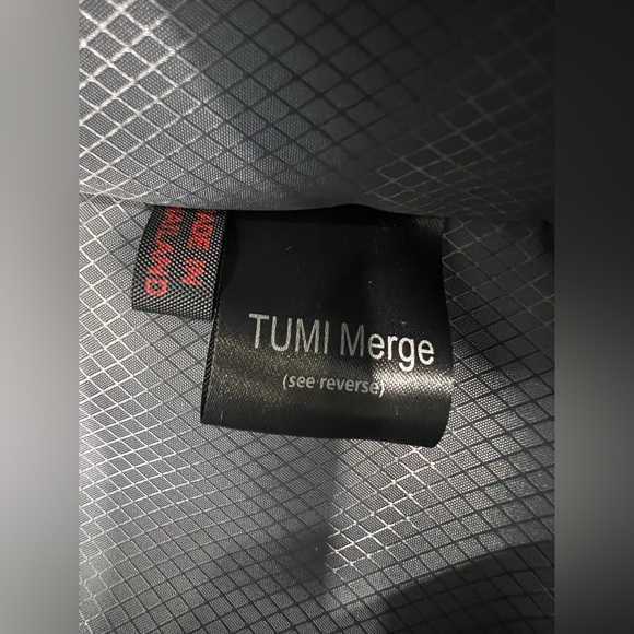 TUMI Merge Extended Trip Expandable 4 Wheel Packing Case - Picture 6 of 11